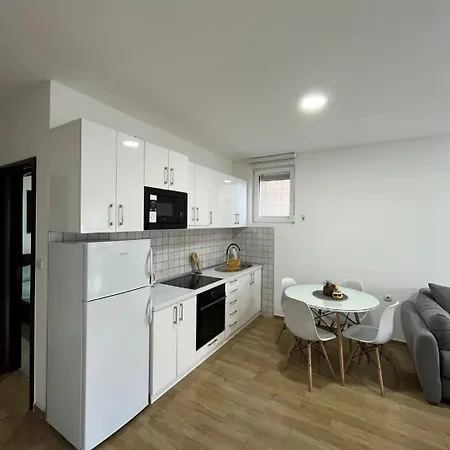 Apartamento Cera Luxe Soko Banja