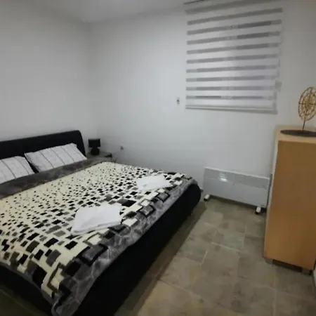 Cera Luxe Apartamento *